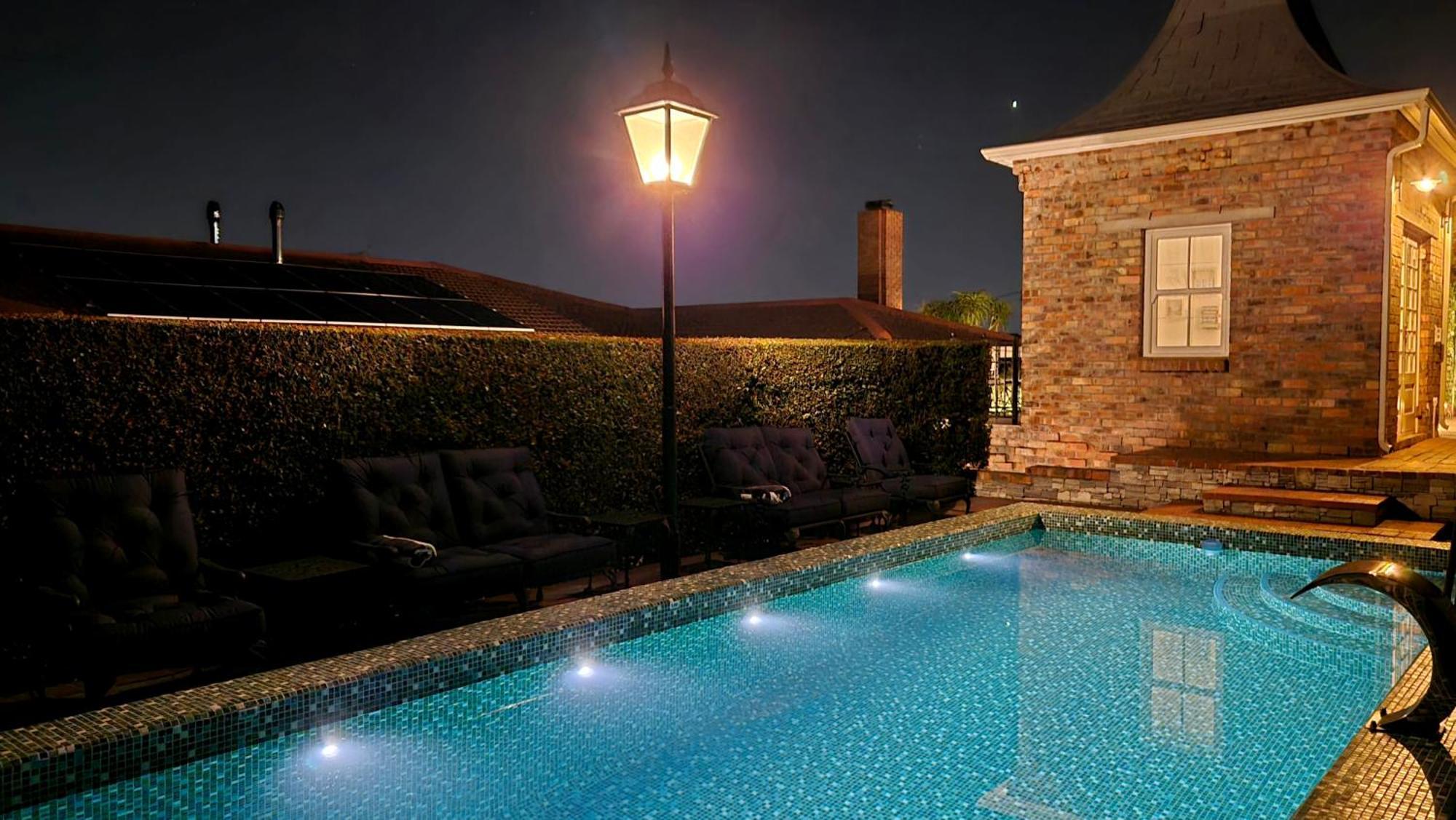Villa Adalbert Guesthouse (Adults Only) Somerset West Exterior foto