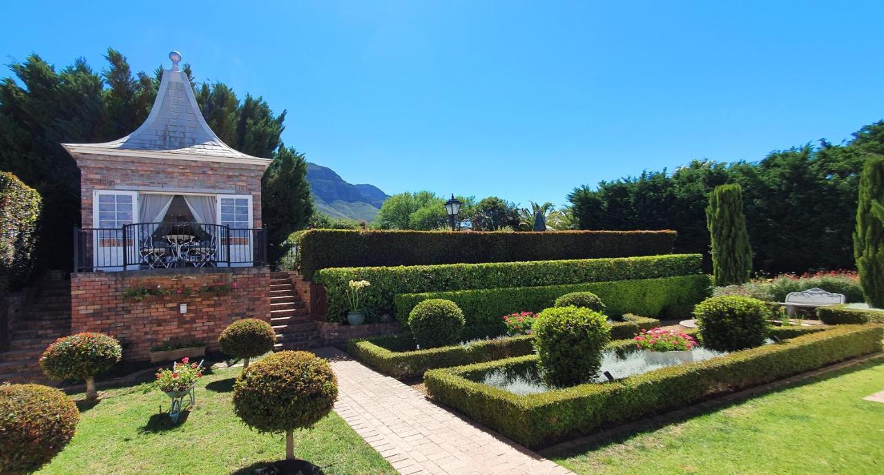 Villa Adalbert Guesthouse (Adults Only) Somerset West Exterior foto